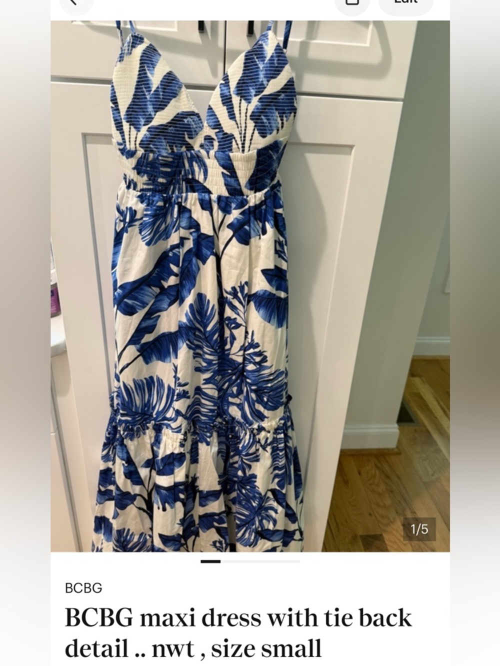 BCBG maxi dress with tie back detail.. nwt, size small